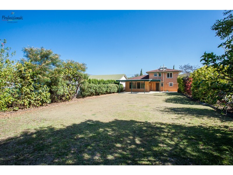 28 Westbrook Street, Woody Point QLD 4019