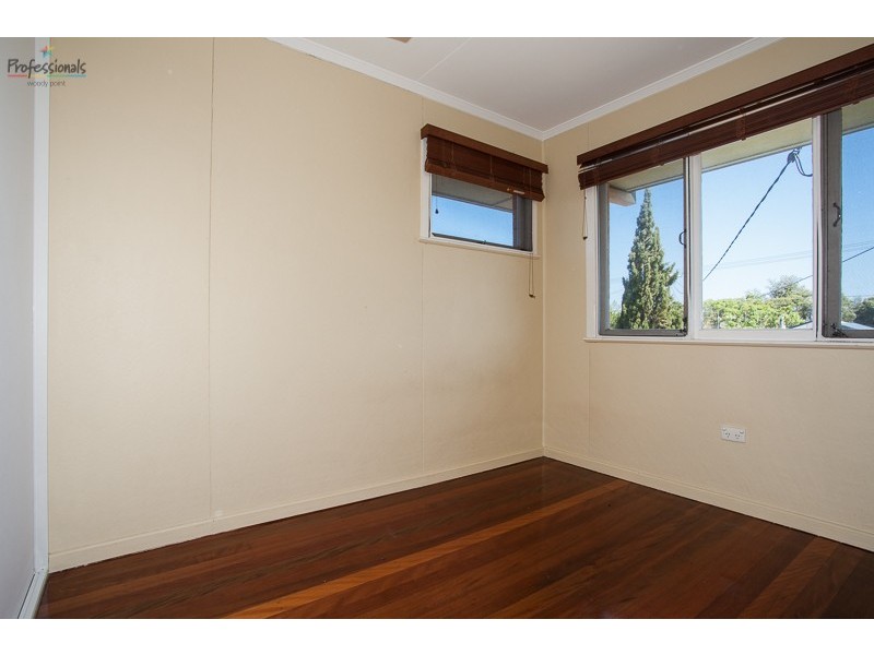 28 Westbrook Street, Woody Point QLD 4019