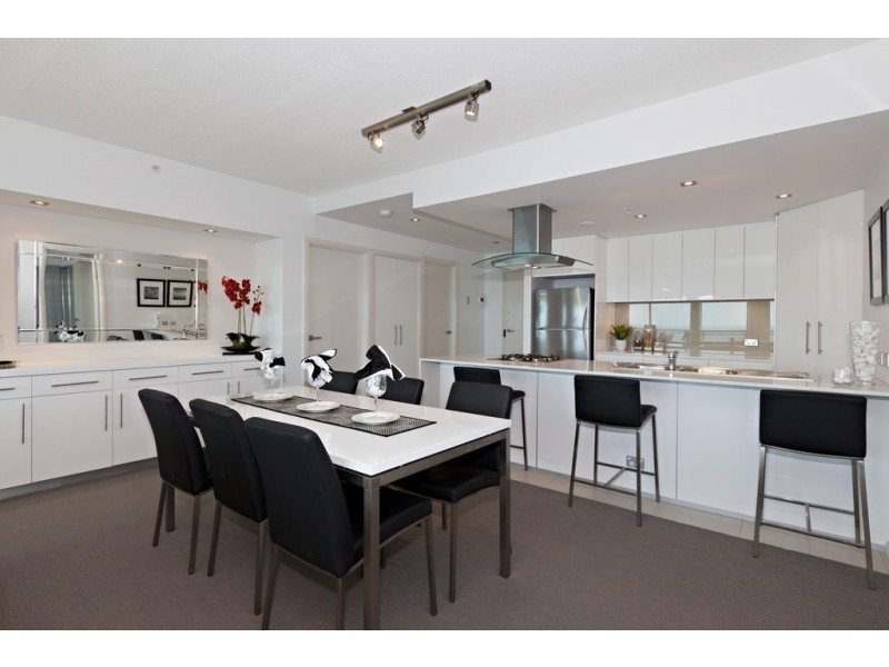 1001/185 Redcliffe Parade, Redcliffe QLD 4020