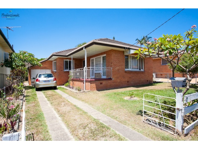 15 Greenup Street, Redcliffe QLD 4020