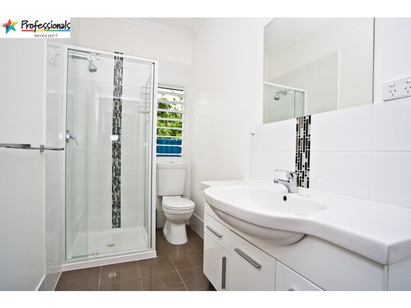 23 Blakeney Street, Woody Point QLD 4019