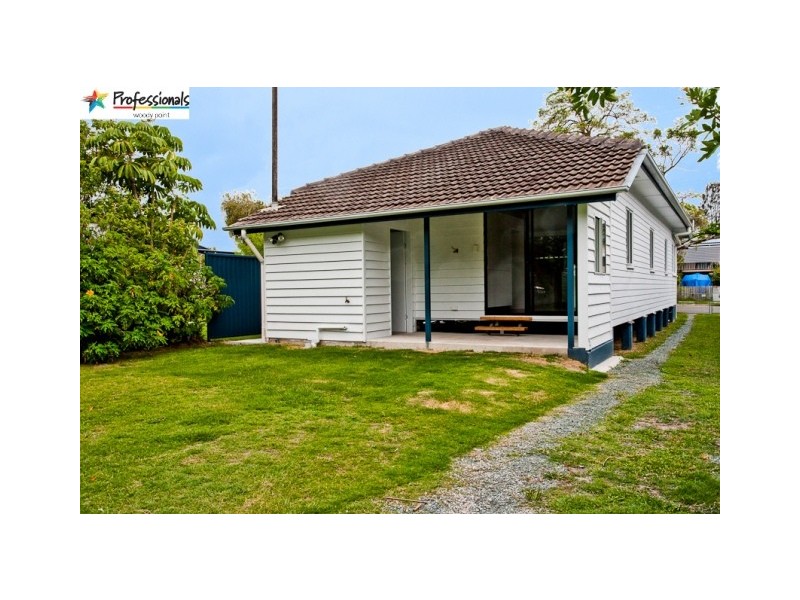 23 Blakeney Street, Woody Point QLD 4019