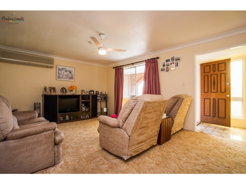 48 Ashmole Road, Redcliffe QLD 4020