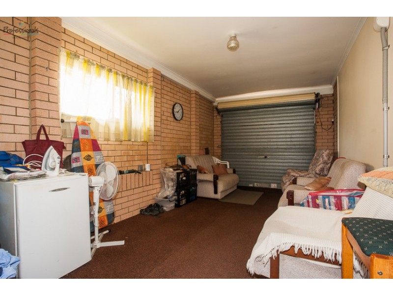 48 Ashmole Road, Redcliffe QLD 4020