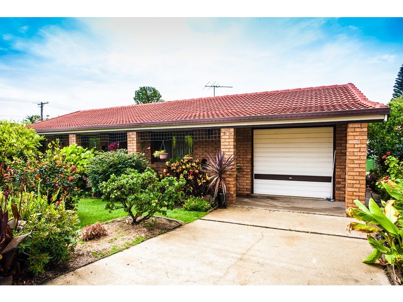 1 Waterton Street, Clontarf QLD 4019