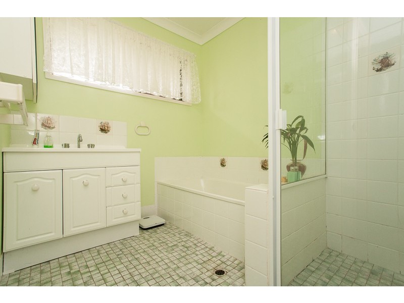 1 Waterton Street, Clontarf QLD 4019