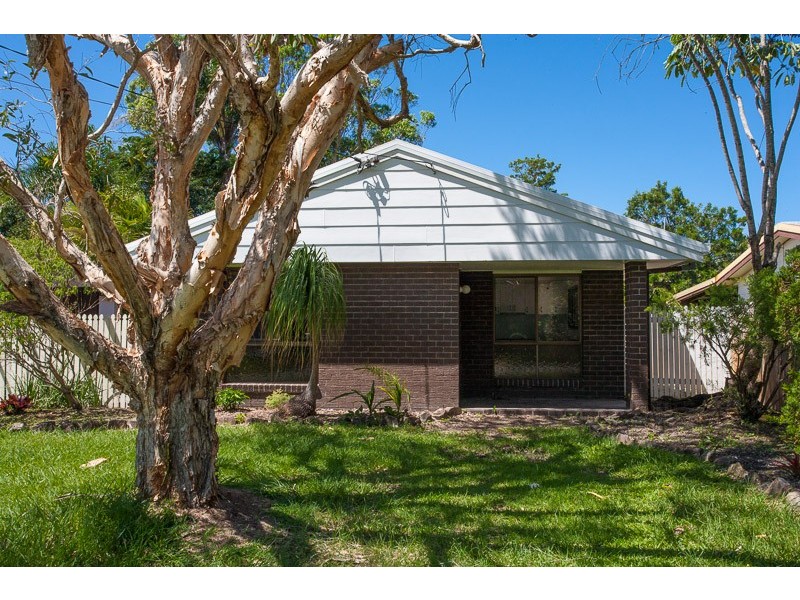 26 Sportsground Street, Redcliffe QLD 4020