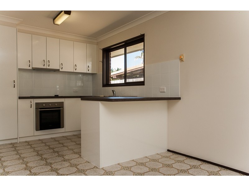 26 Sportsground Street, Redcliffe QLD 4020