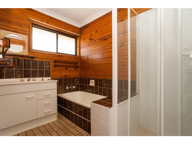 26 Sportsground Street, Redcliffe QLD 4020