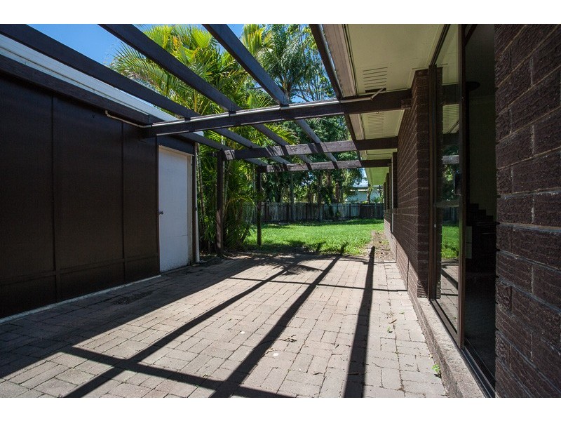 26 Sportsground Street, Redcliffe QLD 4020