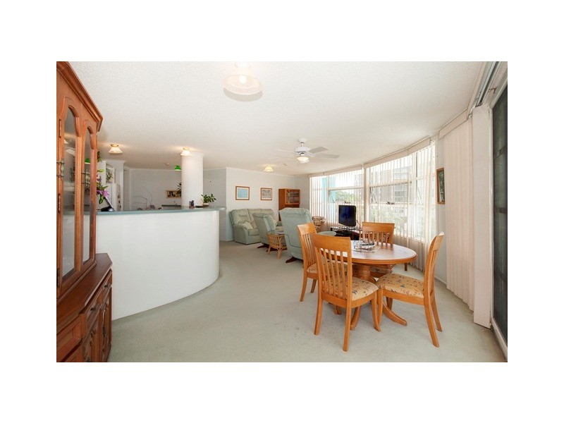 16/77-79 Marine Parade, Redcliffe QLD 4020