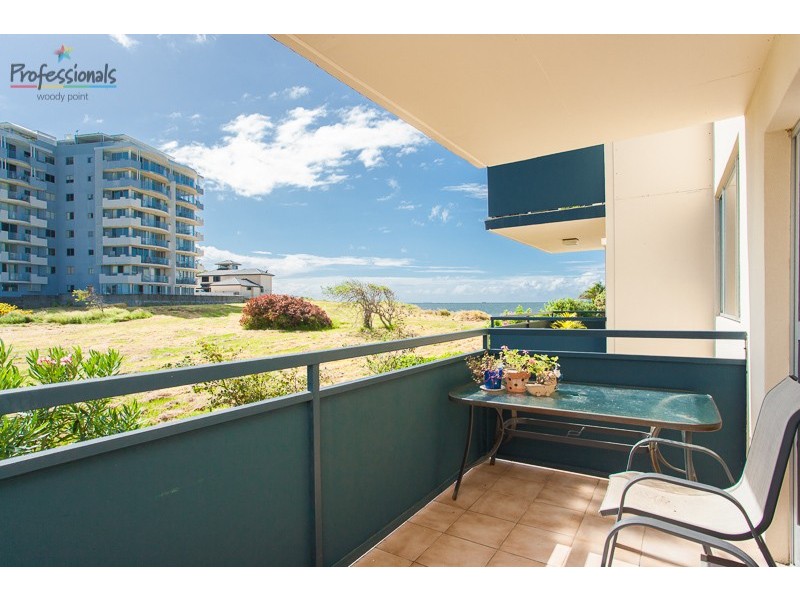 3/34 Woodcliffe Crescent, Woody Point QLD 4019