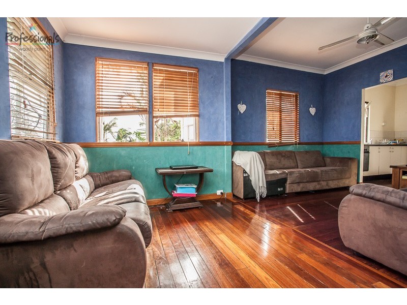 20 Hardiman Street, Woody Point QLD 4019