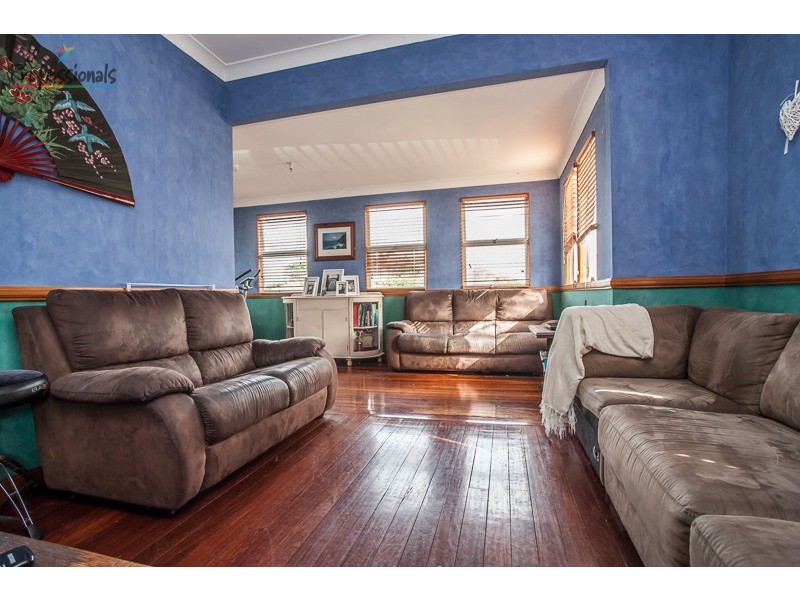 20 Hardiman Street, Woody Point QLD 4019