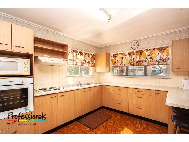 45 Seaville Avenue, Scarborough QLD 4020