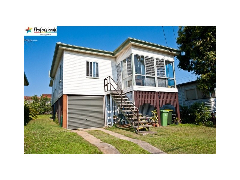 90 Oxley Avenue, Woody Point QLD 4019