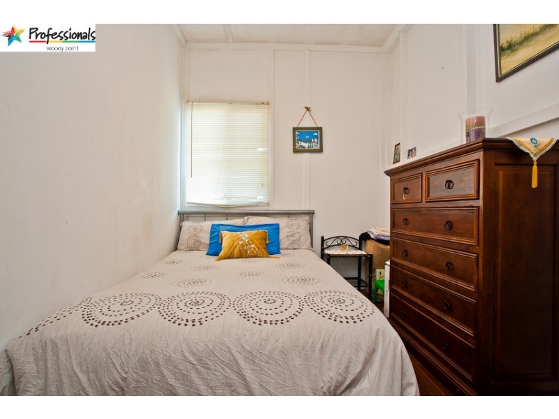 90 Oxley Avenue, Woody Point QLD 4019