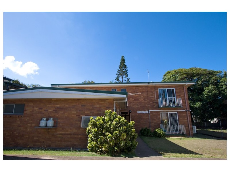 4/8A Short Street, Woody Point QLD 4019