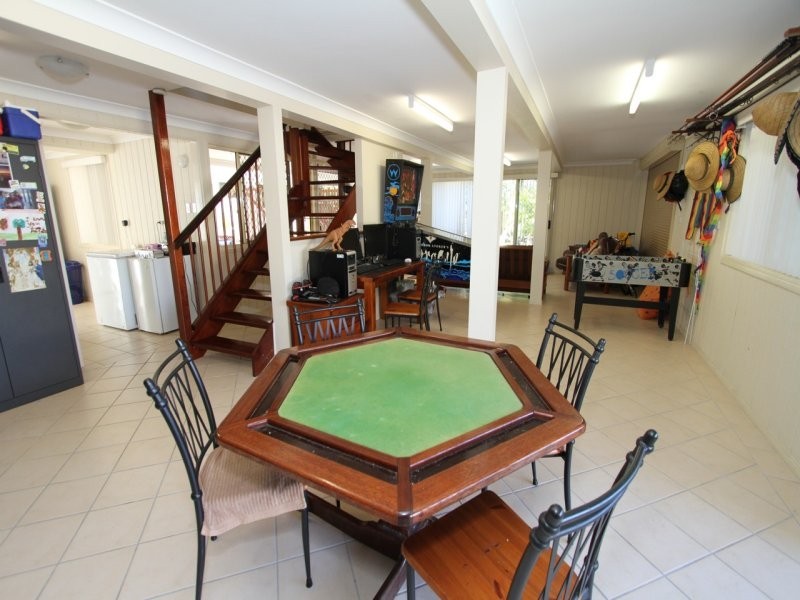 6 Arthur Street, Woody Point QLD 4019