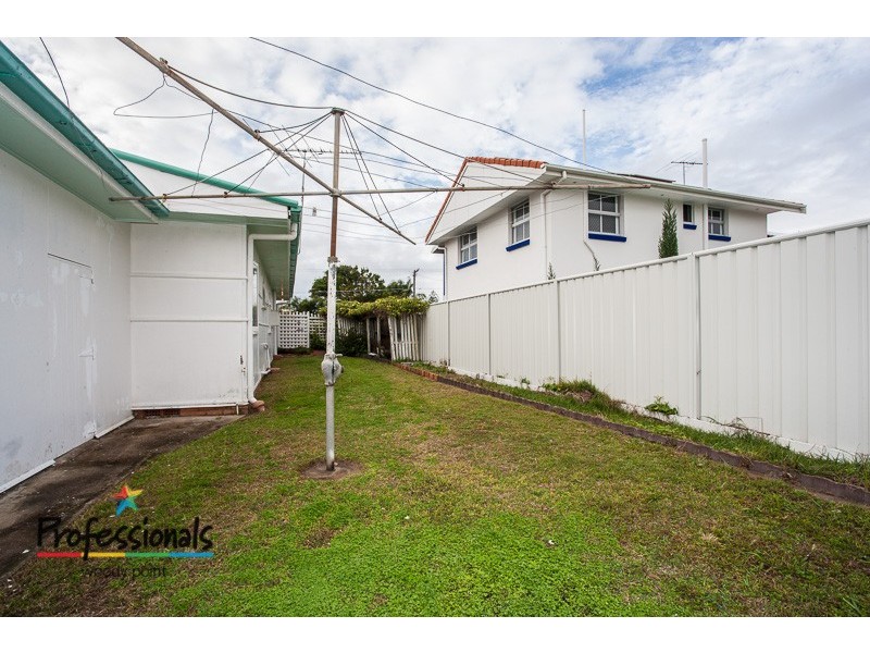 13 Peterson Street, Scarborough QLD 4020