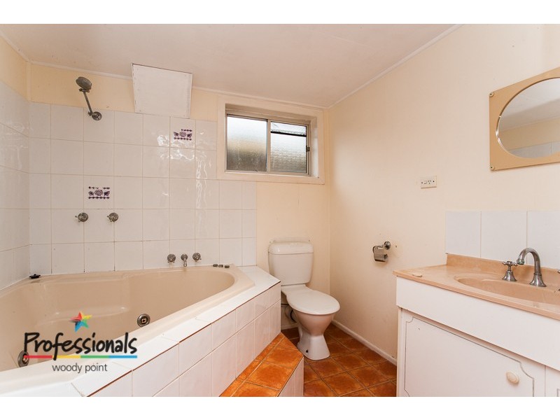 90 Maine Road, Clontarf QLD 4019