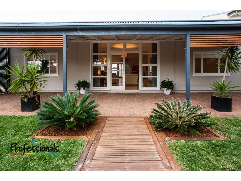 16 Beck Street, Clontarf QLD 4019