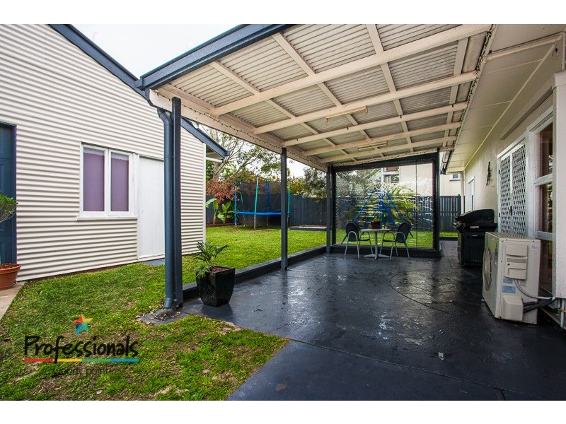 16 Beck Street, Clontarf QLD 4019