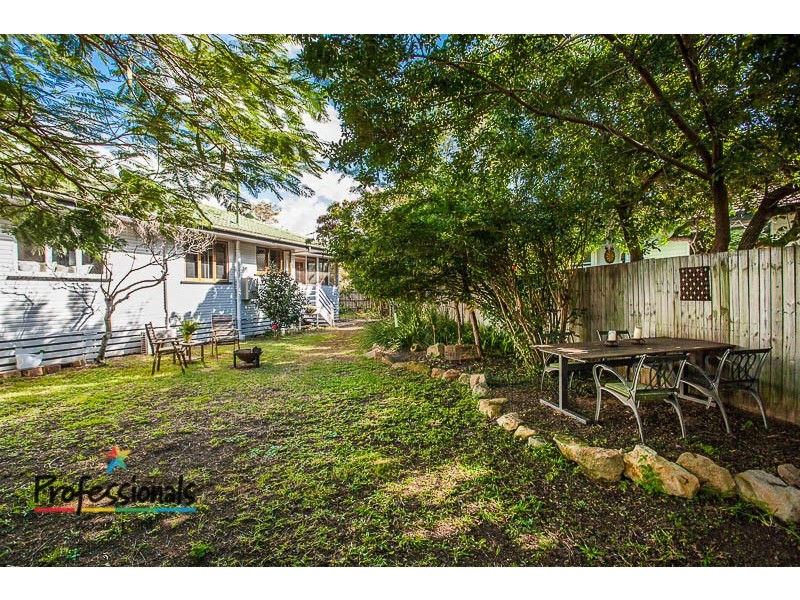 19 Emerald Street, Clontarf QLD 4019