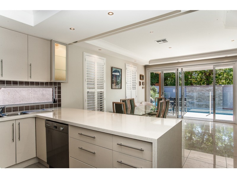 48a Murphy Street, Scarborough QLD 4020