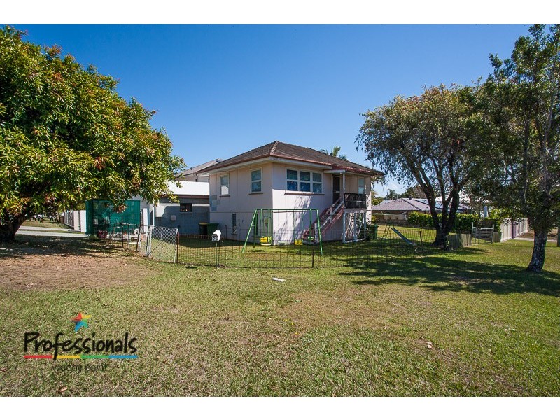 23 Jeays Street, Scarborough QLD 4020