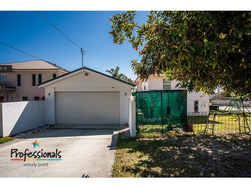 23 Jeays Street, Scarborough QLD 4020