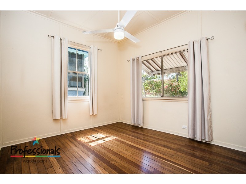 7 Kate Street, Woody Point QLD 4019