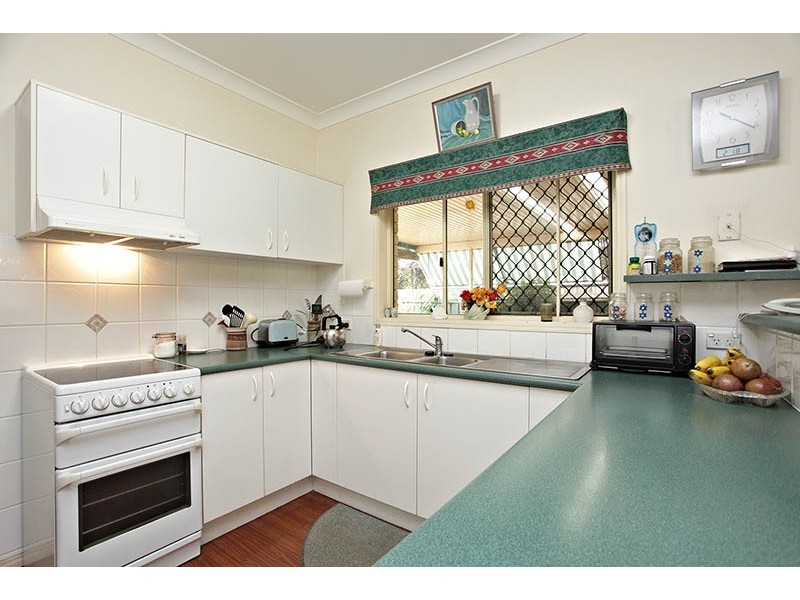 12 Yacht Street, Clontarf QLD 4019
