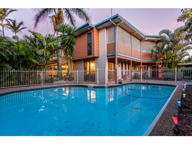 9 Gretel Court, Newport QLD 4020
