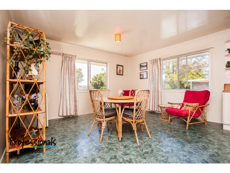 84 Centaur Street, Kippa-ring QLD 4021