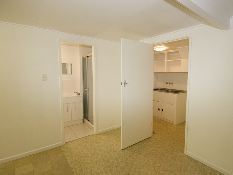 6 View Street, Woody Point QLD 4019