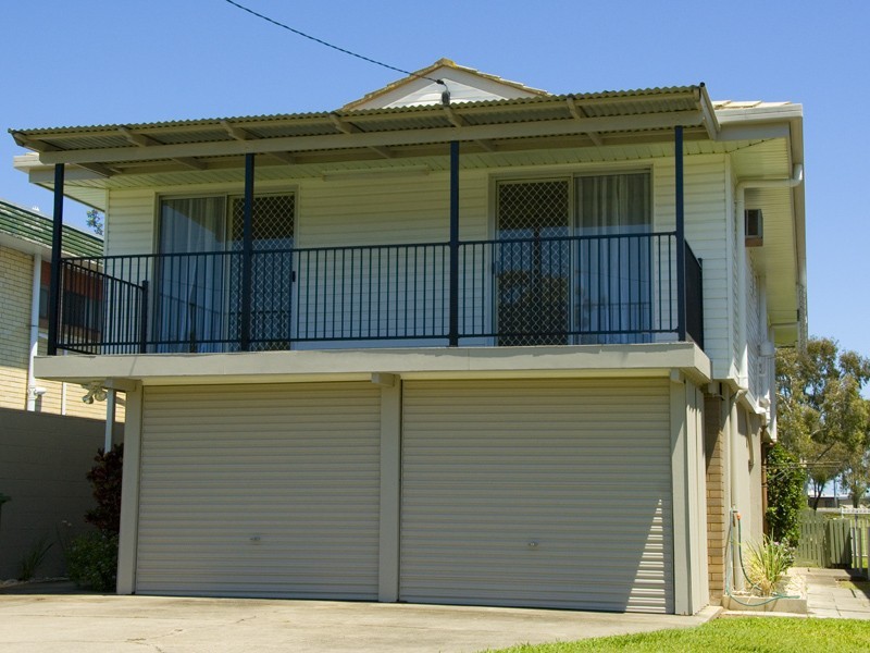 6 View Street, Woody Point QLD 4019