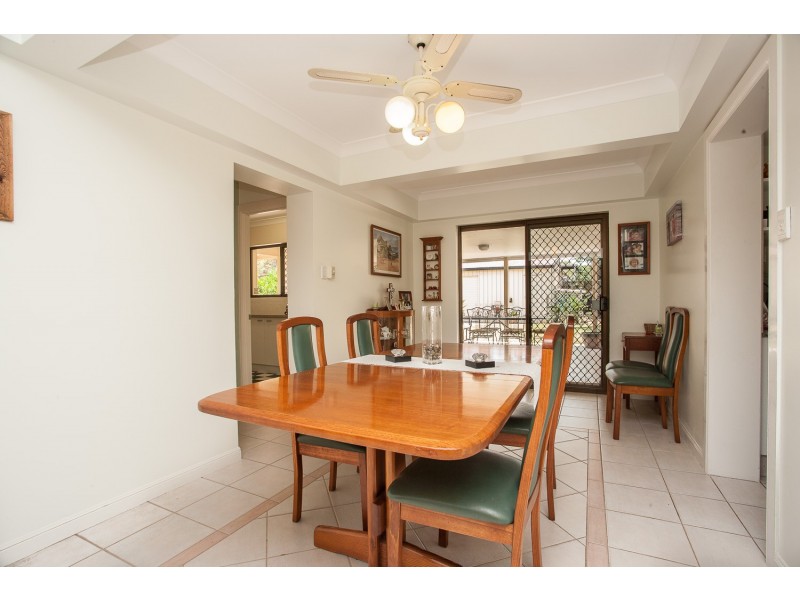 78 King Street, Woody Point QLD 4019
