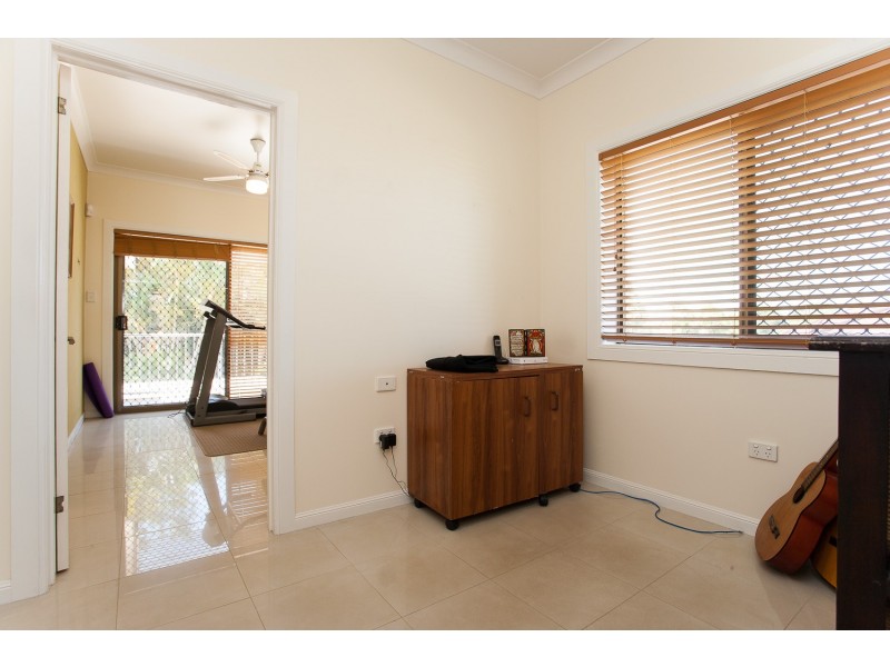 78 King Street, Woody Point QLD 4019
