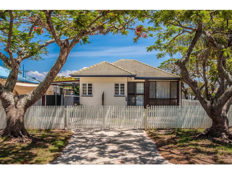 15 Cornelius Street, Clontarf QLD 4019
