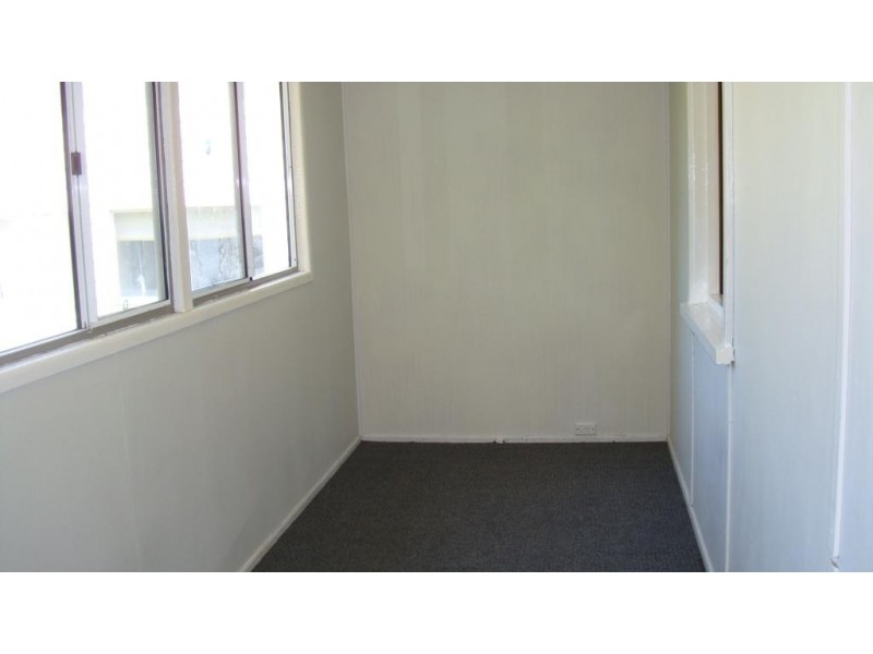 22 McLennan Street, Woody Point QLD 4019