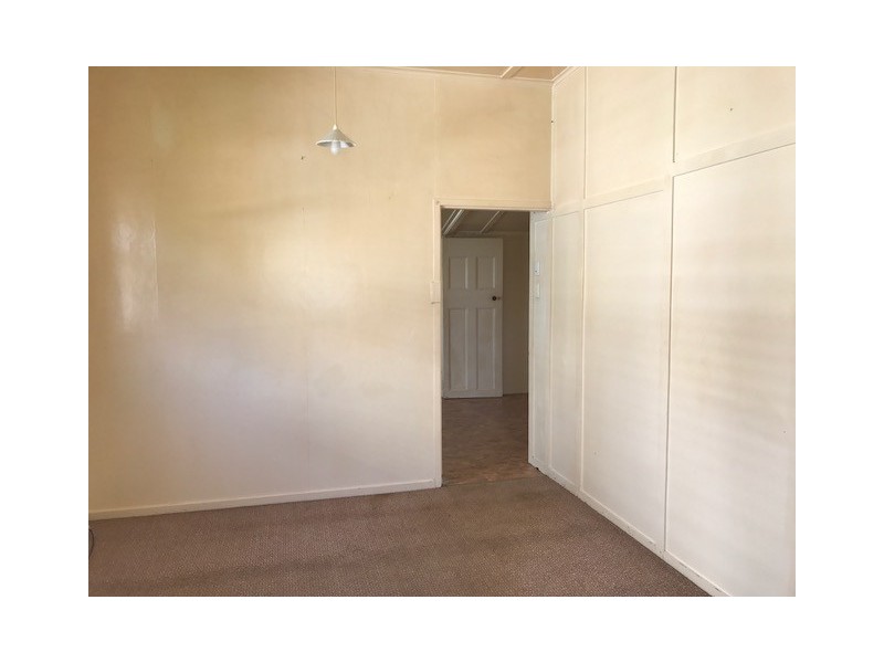 35 McLennan Street, Woody Point QLD 4019