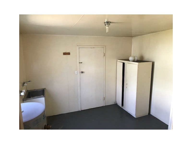 35 McLennan Street, Woody Point QLD 4019