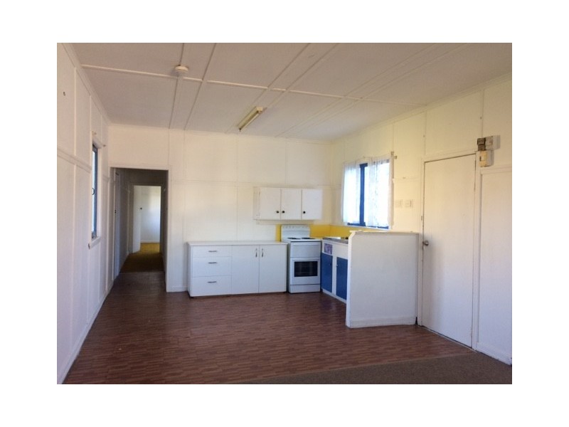 2/32 Hornibrook Esplanade, Clontarf QLD 4019