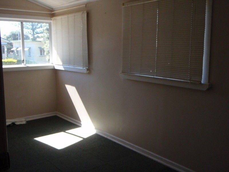 11 Hale Street, Margate QLD 4019