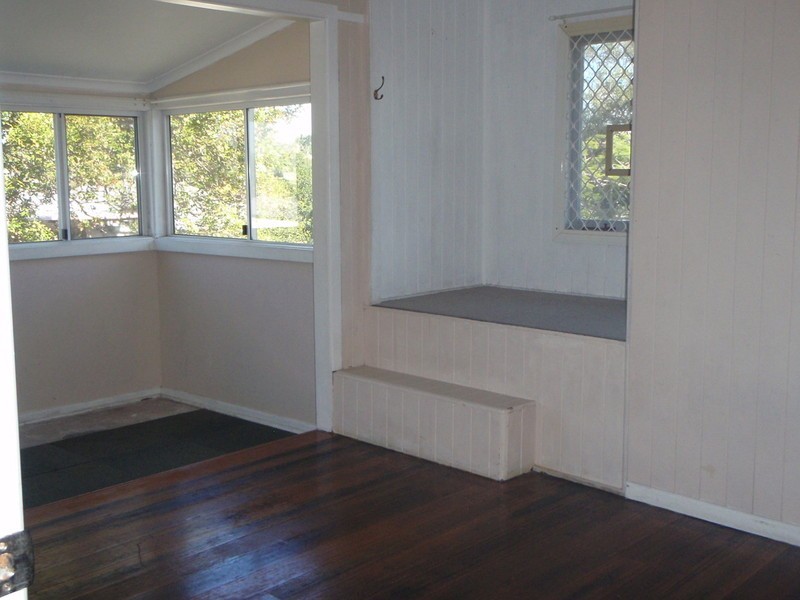 11 Hale Street, Margate QLD 4019