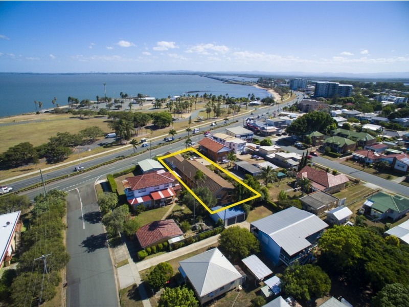 2/124 Hornibrook Esplanade, Clontarf QLD 4019