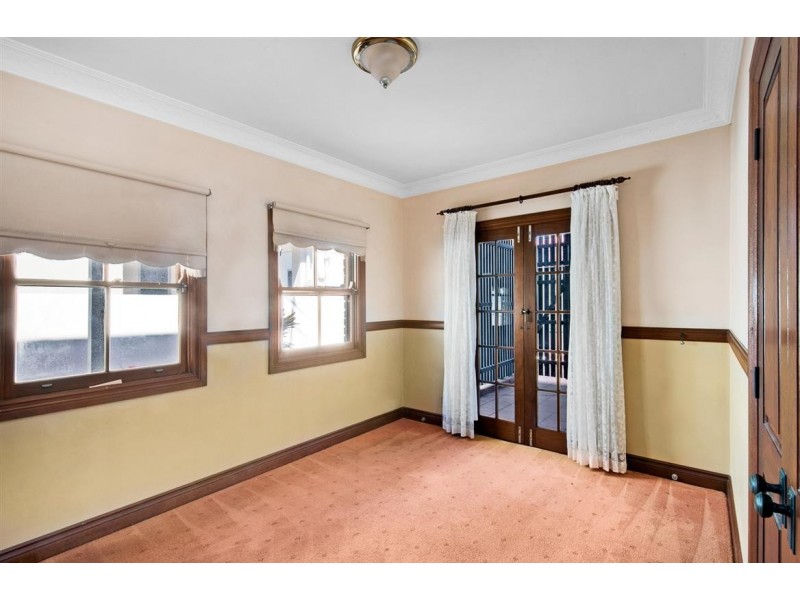 125 Flinders Parade, Scarborough QLD 4020