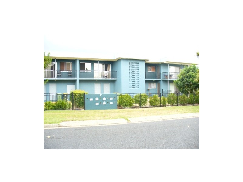 6/17 Bailey Street, Woody Point QLD 4019