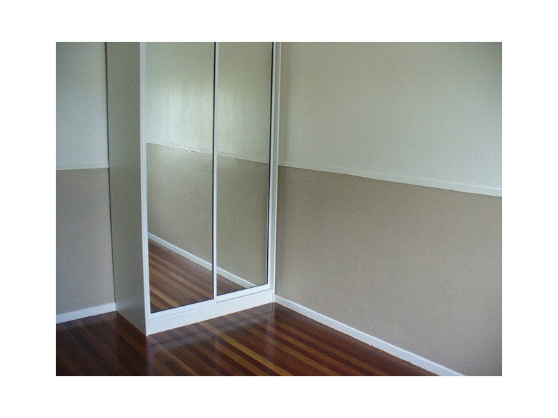 3/4 Vernon Street, Clontarf QLD 4019